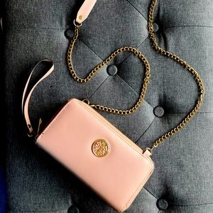 Nude Clutch with gold removable chain!